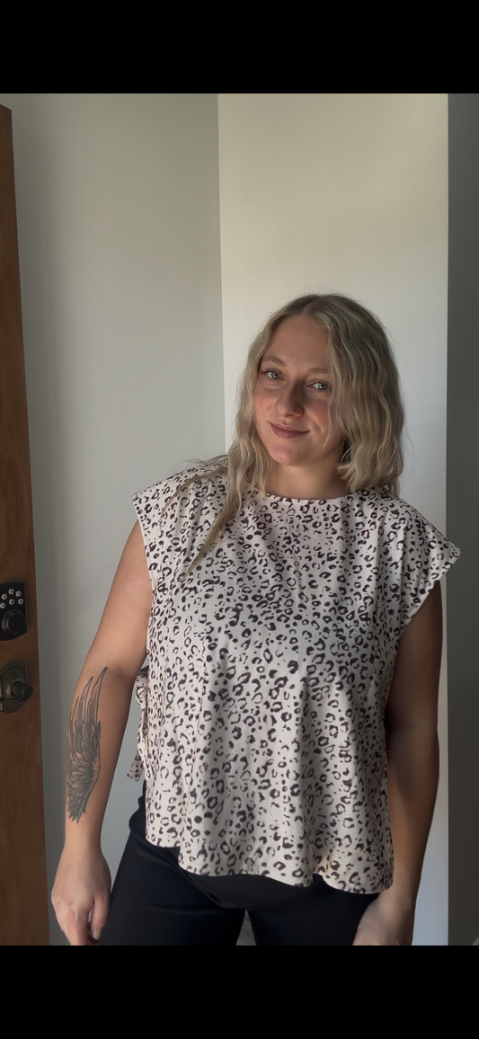 Leopard Print Knot Side Twill Vest